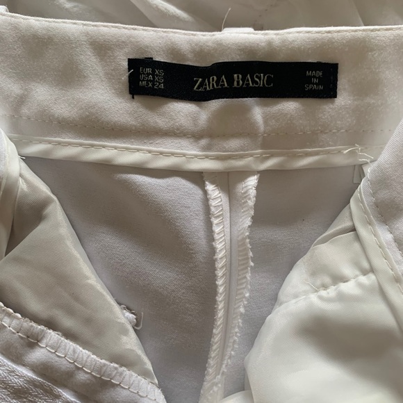 Set of two pairs of shorts - Picture 4 of 5